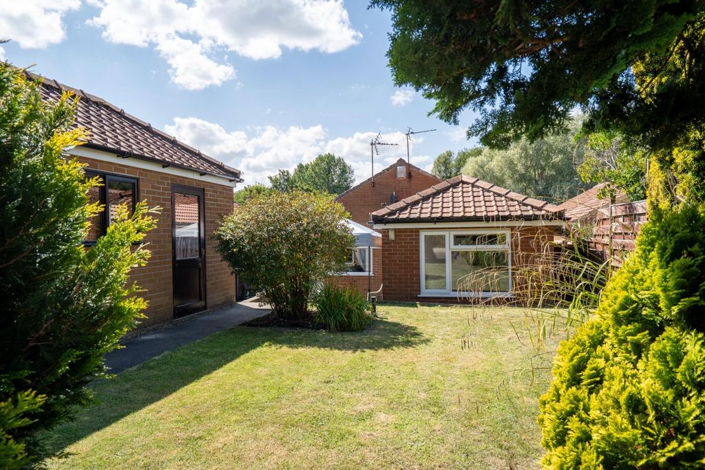 Property photo 1 of 17 Hr-13.Jpg