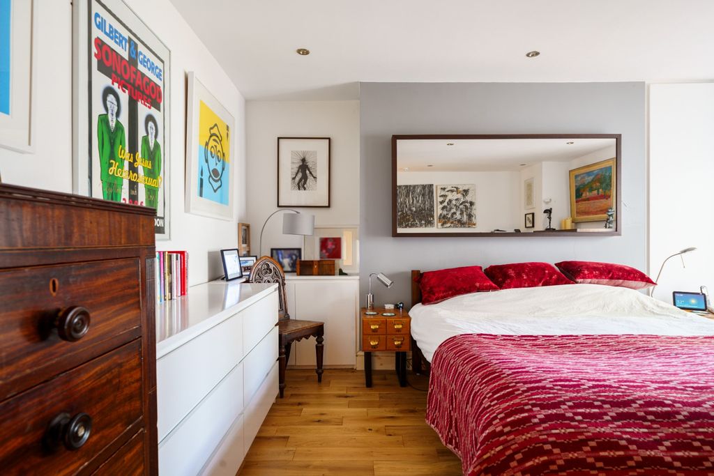 Property photo 3 of 16 5247424