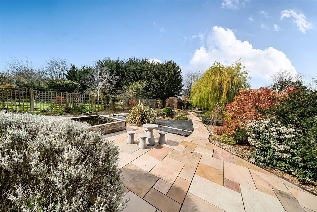 Property photo 2 of 22 1423715- (1).Jpg