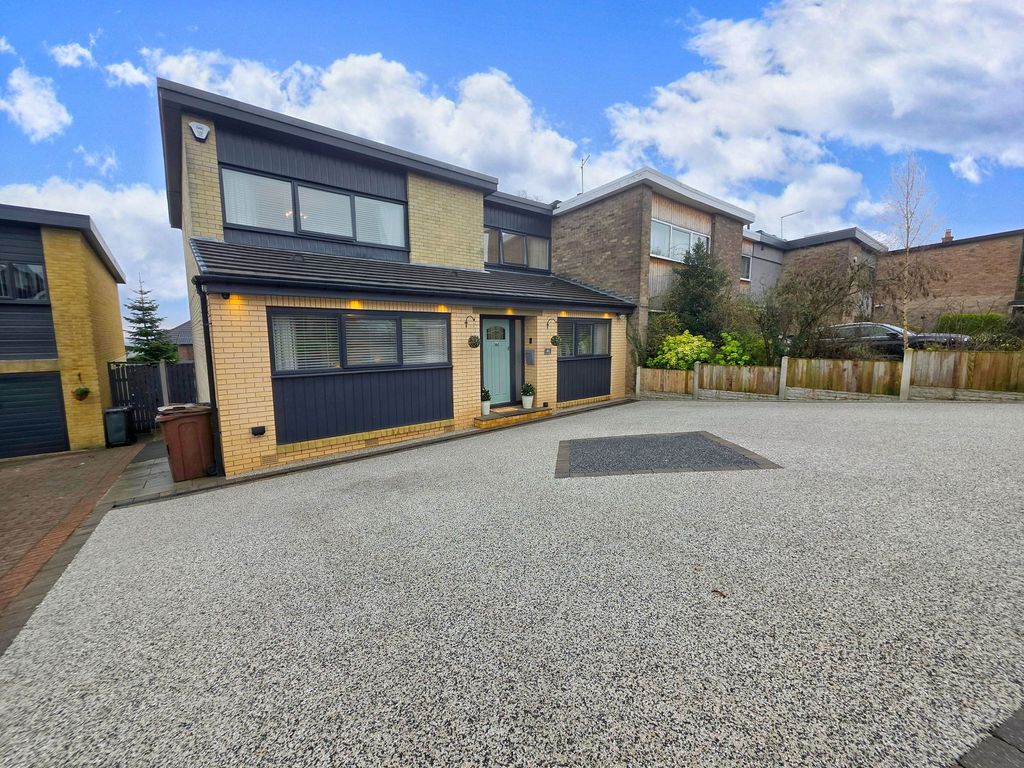 Property photo 1 of 31