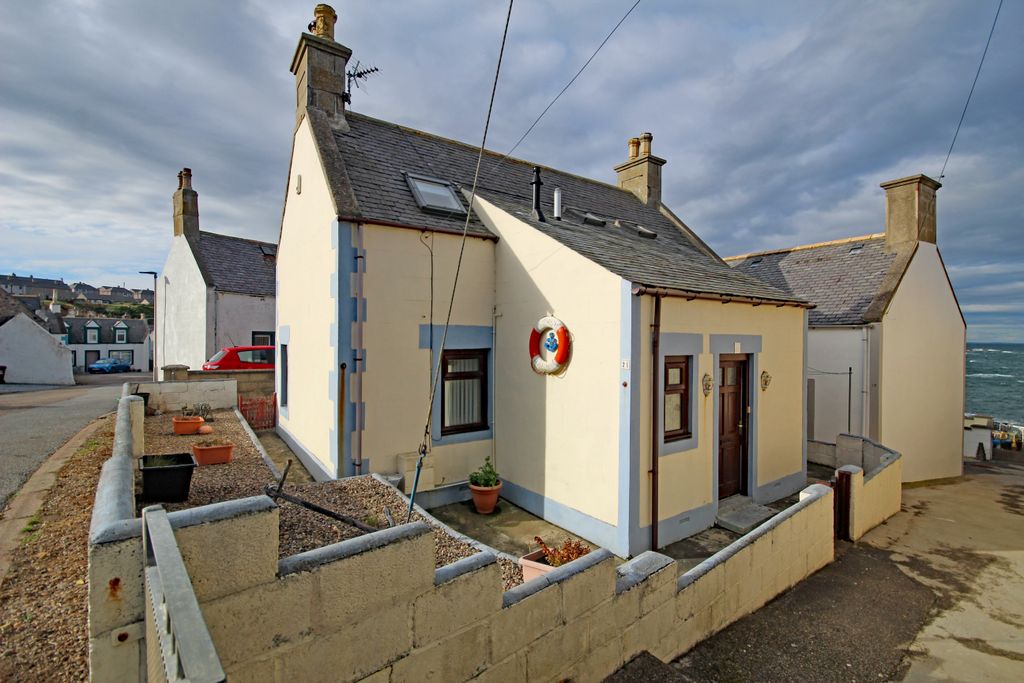 Property photo 1 of 22