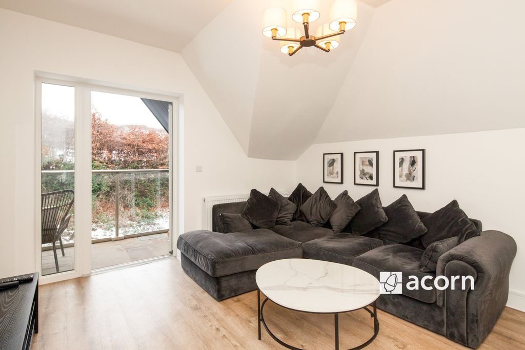 Property photo 2 of 10 Reception