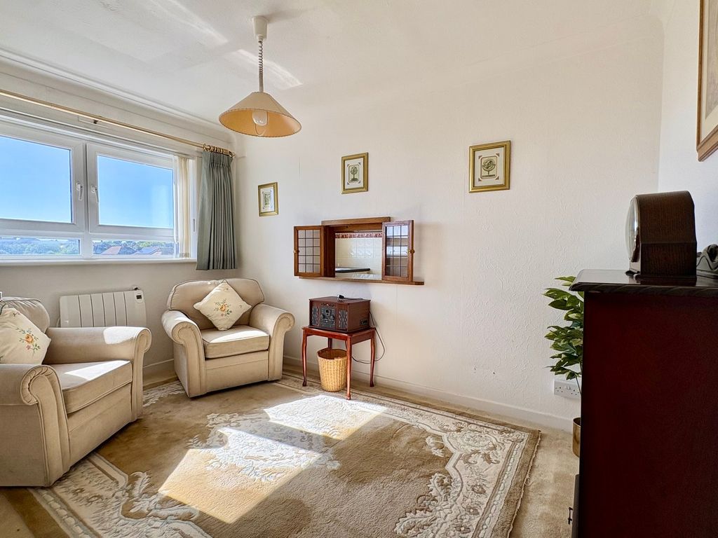 Additional image 10 of 3 bed flat for saleSt Lucia, West Parade, Bexhill-On-Sea TN39