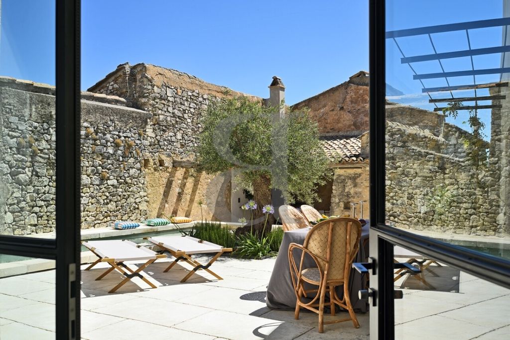 Property photo 3 of 6