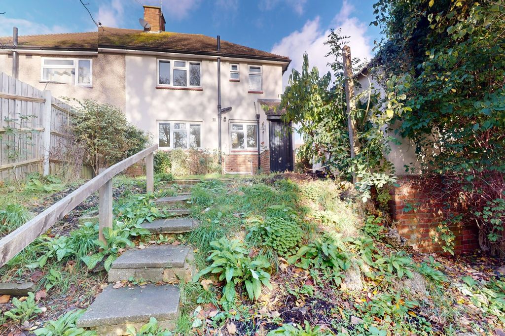 Property photo 2 of 24 25 Leysdown Avenue, Bexleyheath, Da7 6Az