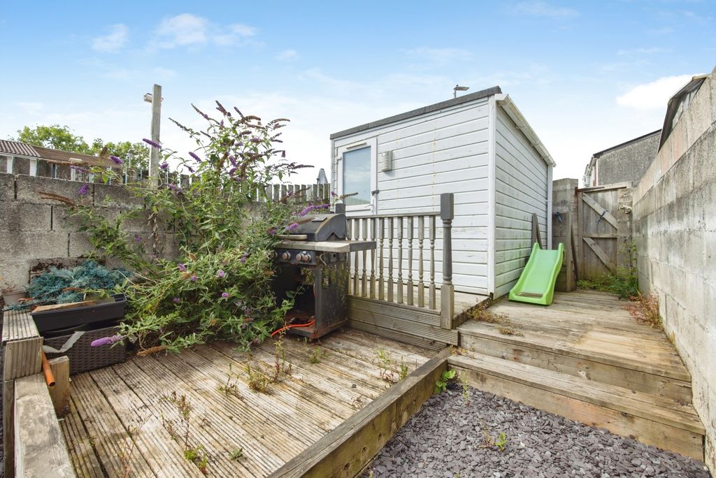 Property photo 2 of 13 Pbox-Img.Jpg