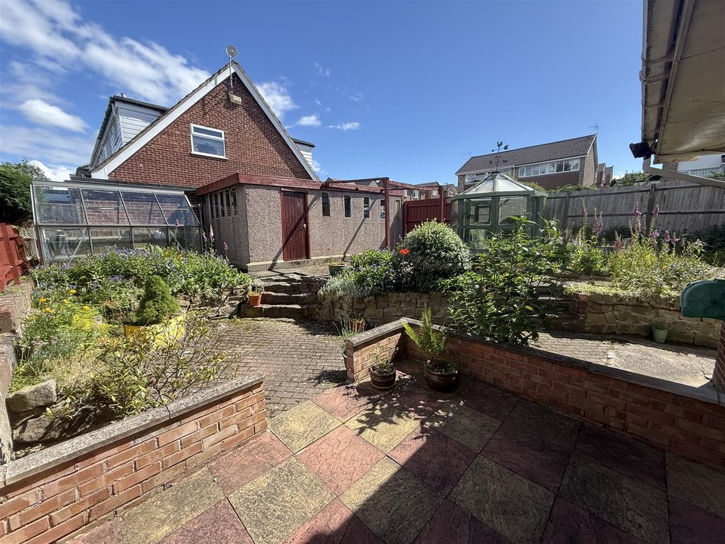 Property photo 2 of 16 Elm Tree 20.Jpg
