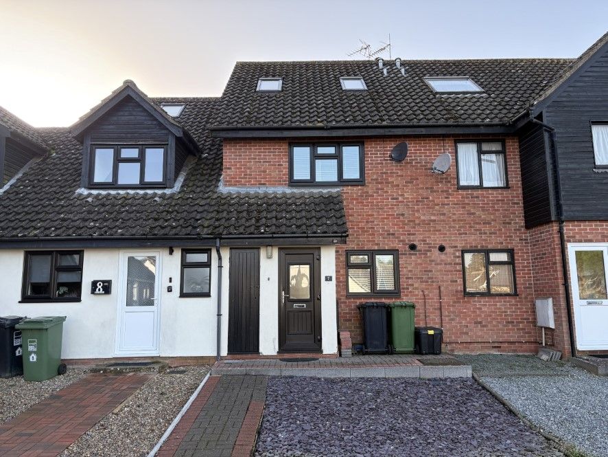 Property photo 1 of 12