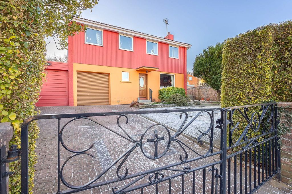 Property photo 1 of 27 Exterior