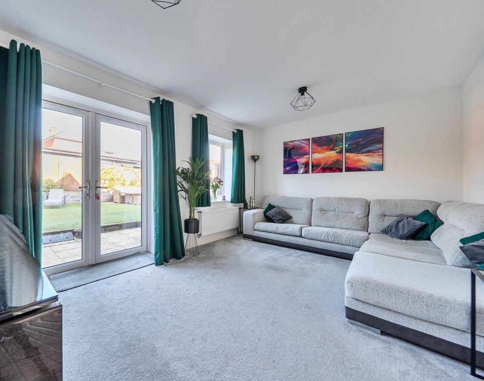 Property photo 2 of 13 Picture No. 31