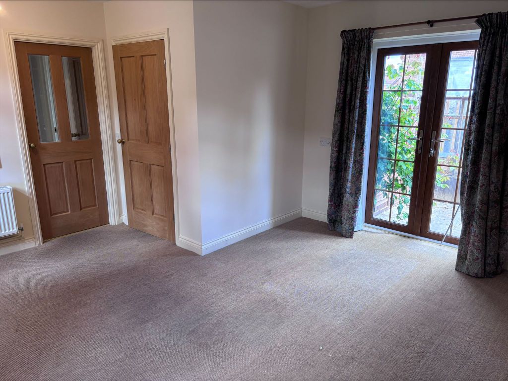 Property photo 2 of 10 Photograph 2