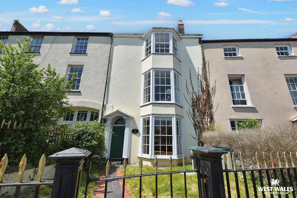 Property photo 1 of 21 19 (8).Jpg