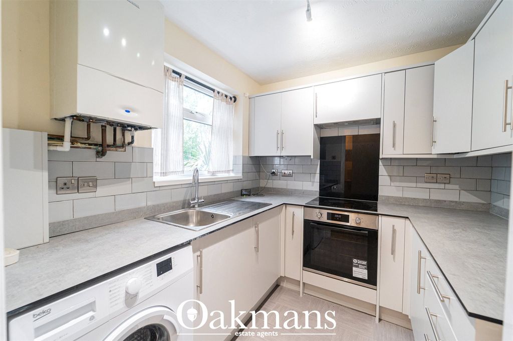 Property photo 2 of 43 Picture No. 28