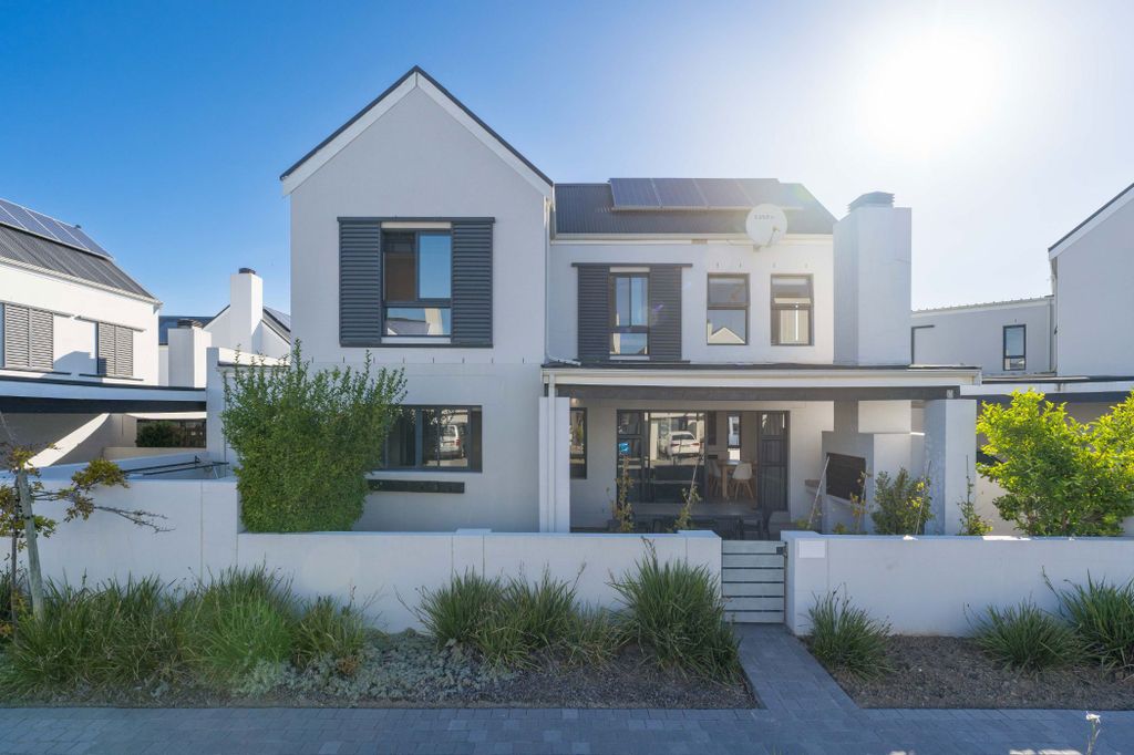 Property photo 1 of 39 Sw1730493