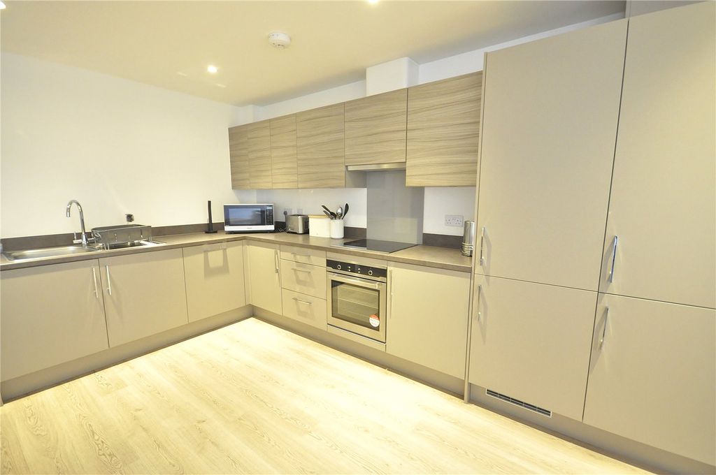 Property photo 2 of 11 Picture No. 41