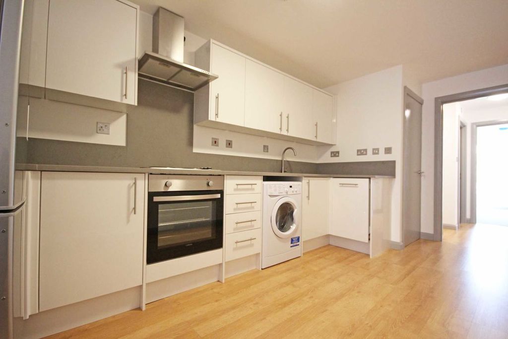 Property photo 3 of 3