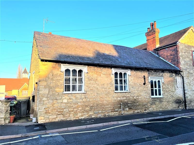 Property photo 2 of 9 Front