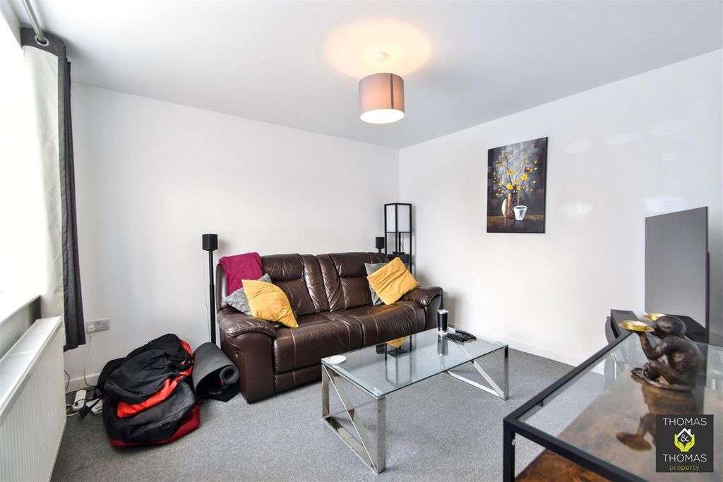 Additional image 4 of 2 bed maisonette to rentMedway Crescent, Brockworth GL3