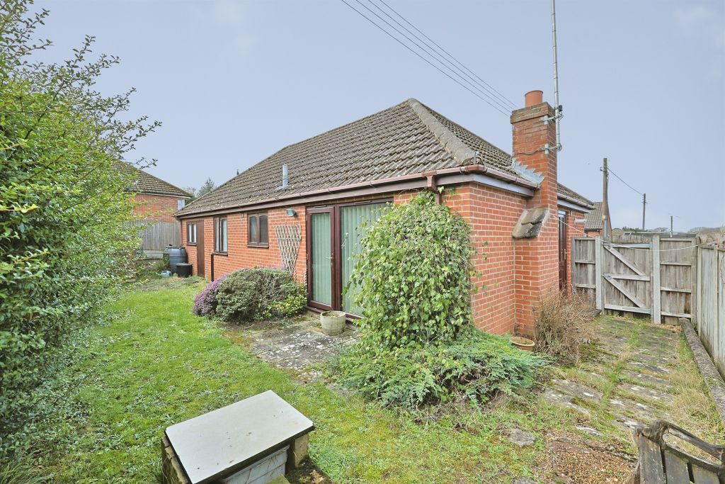 Property photo 2 of 15