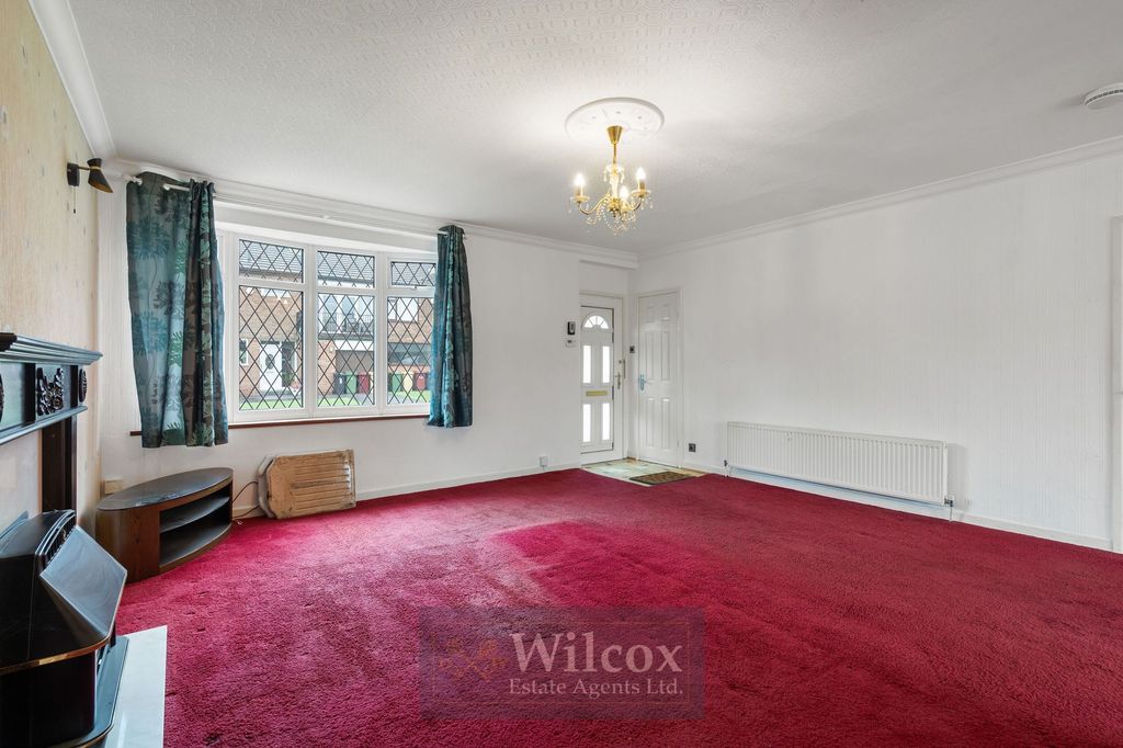 Property photo 3 of 29