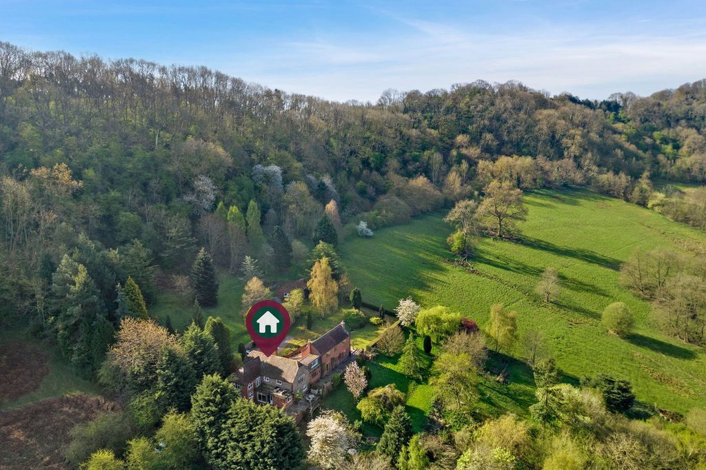 Property photo 2 of 20