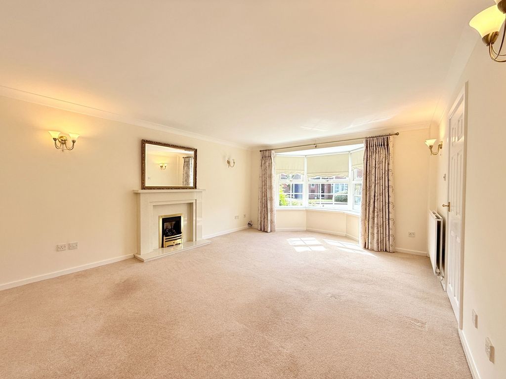 Property photo 3 of 24
