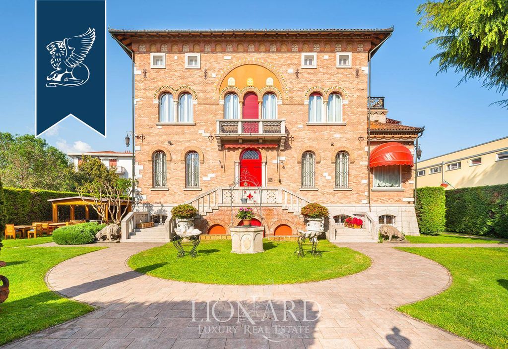 Property photo 1 of 55 Ref. 7318