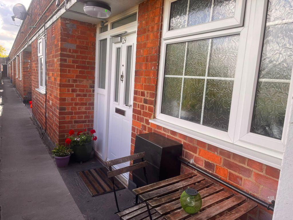 Property photo 2 of 17