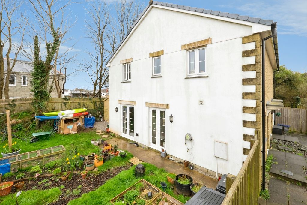 Property photo 2 of 14 Pbox-Img.Jpg