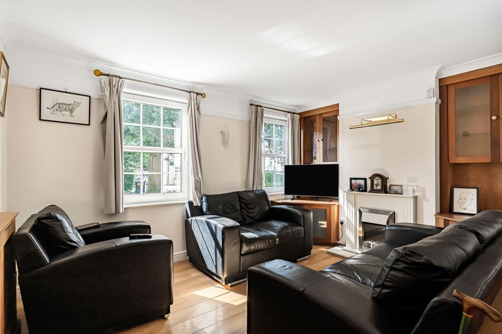 Property photo 2 of 12 Living Room