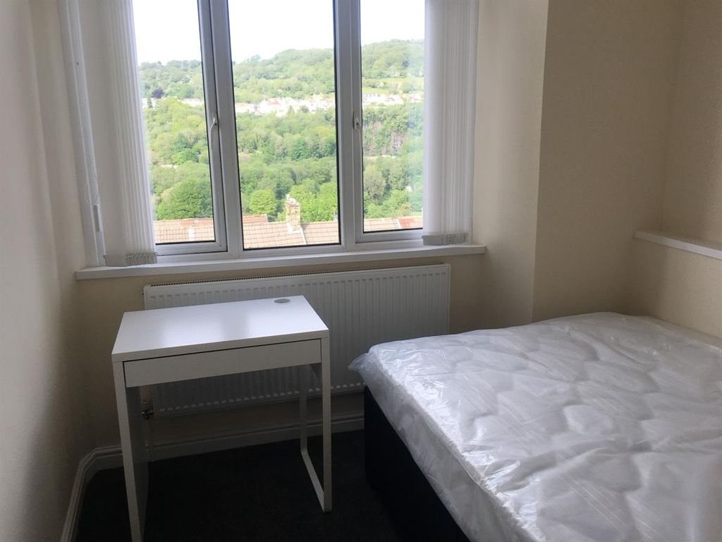 Additional image 4 of Room to rentTower Street, Pontypridd CF37