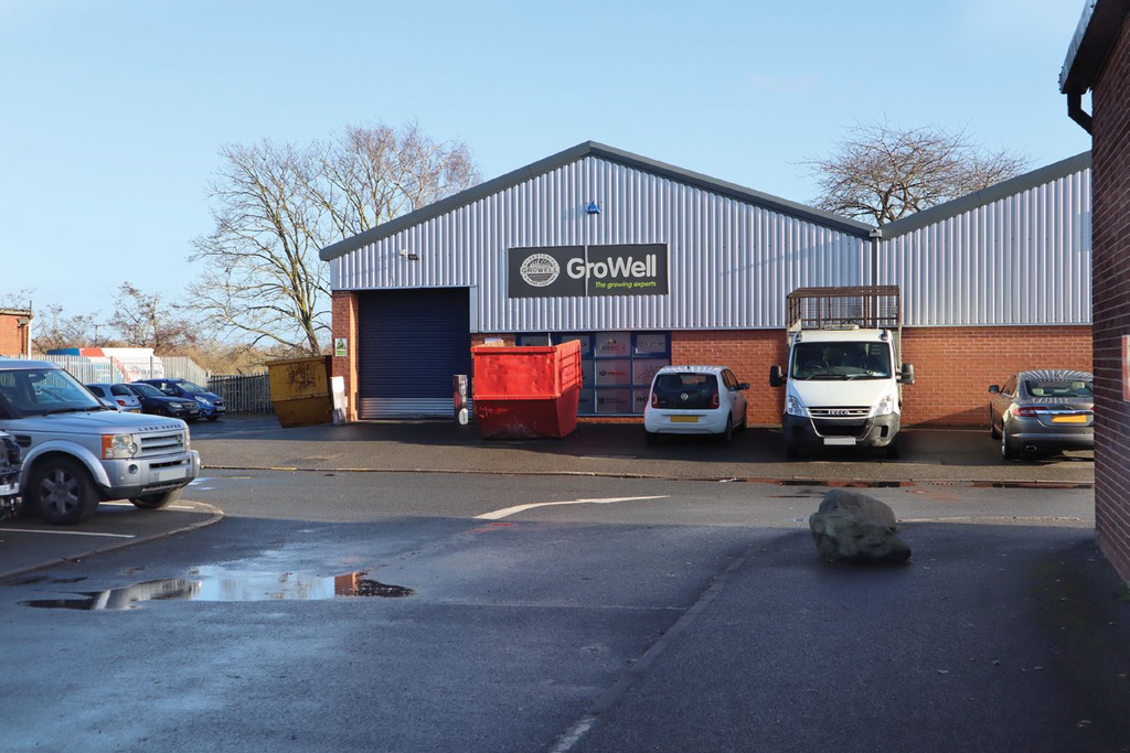 Property photo 1 of 3