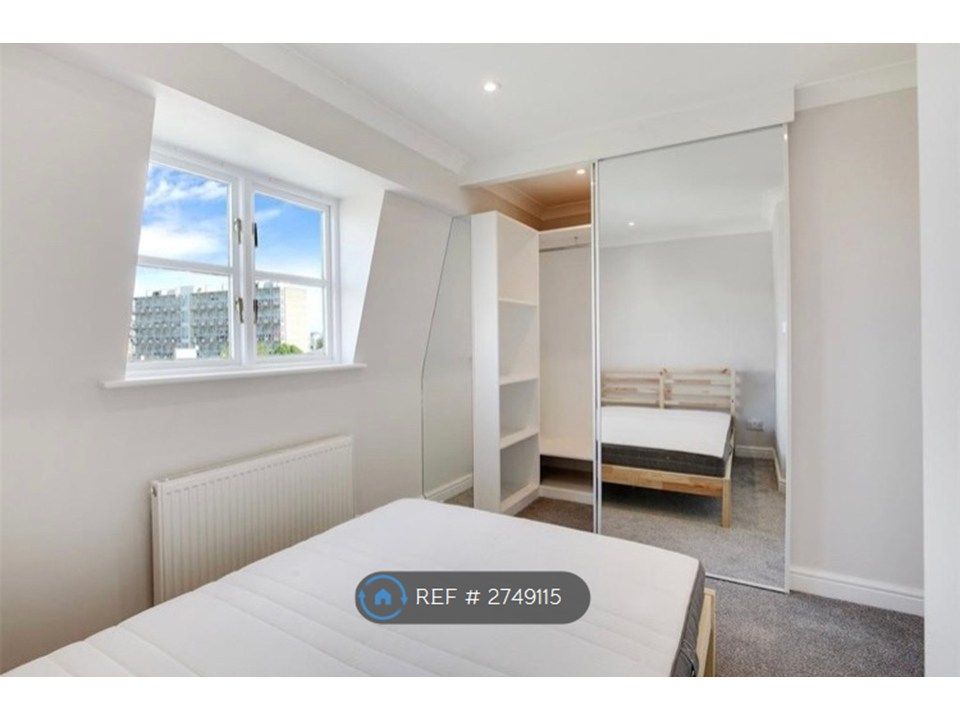 Property photo 2 of 4 Bedroom