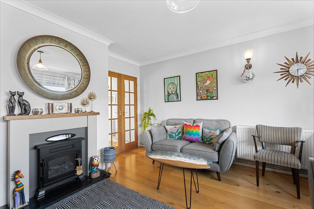 Property photo 3 of 28 Picture No. 10