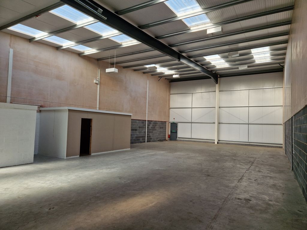 Property photo 3 of 3