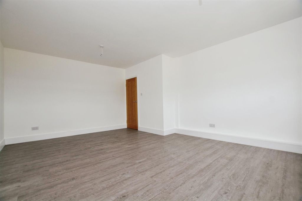 Property photo 3 of 12 0382Add3-Dsc_0048.Jpg