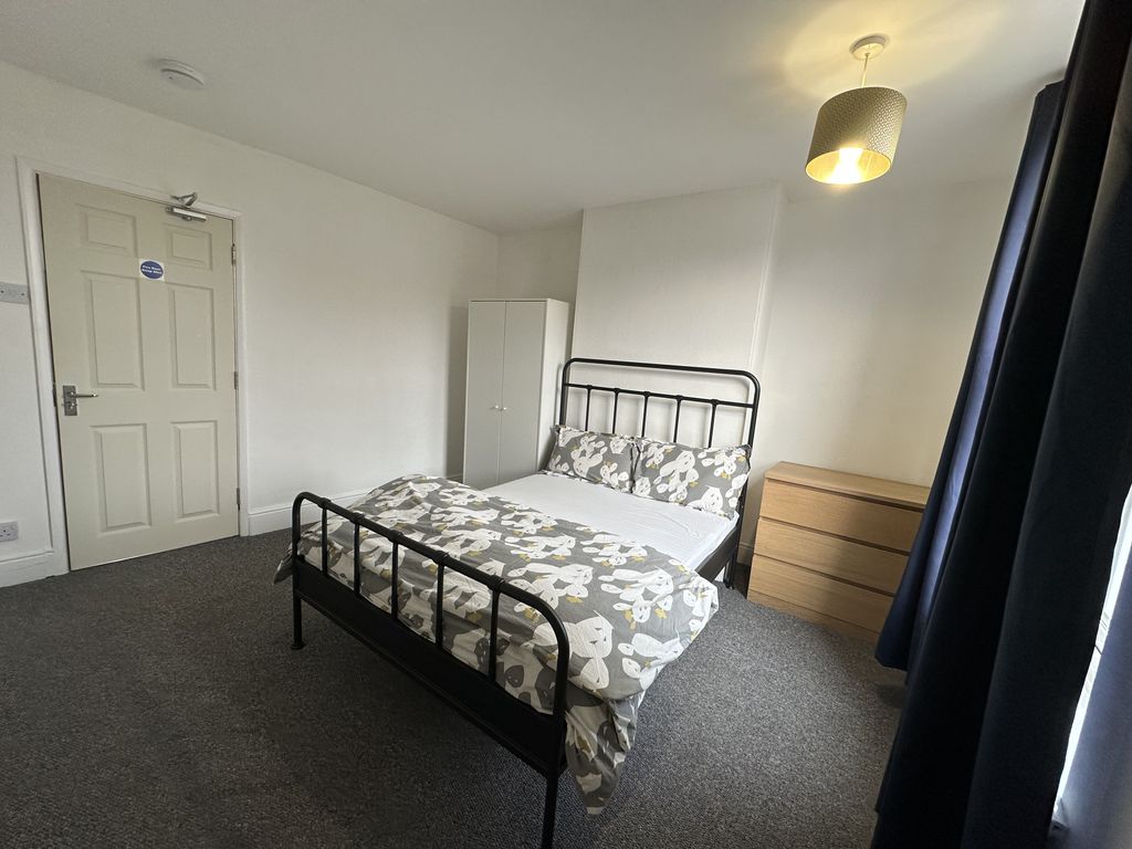 Property photo 2 of 2