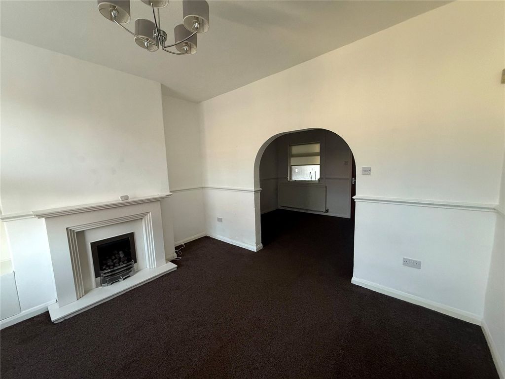 Property photo 2 of 12 Picture No. 06