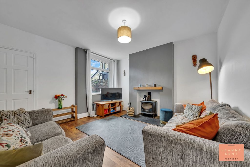 Property photo 3 of 38