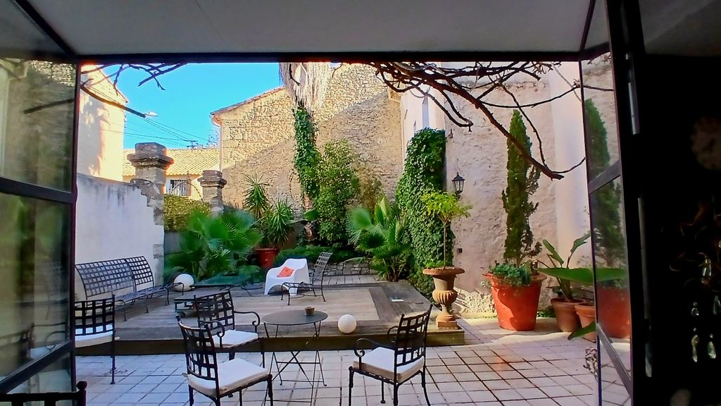 Property photo 2 of 35