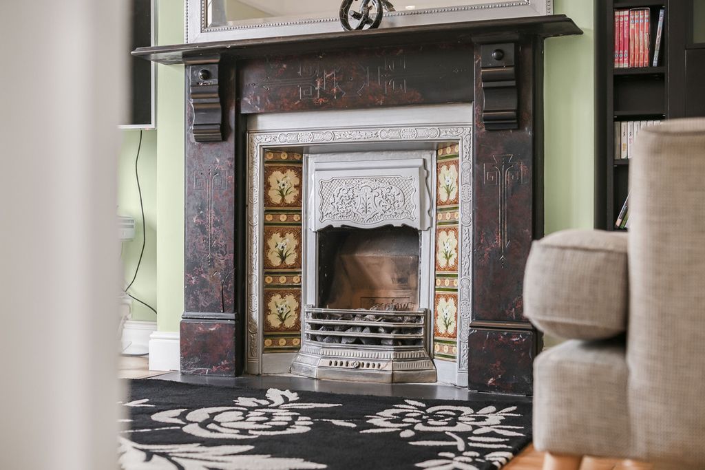 Property photo 3 of 15