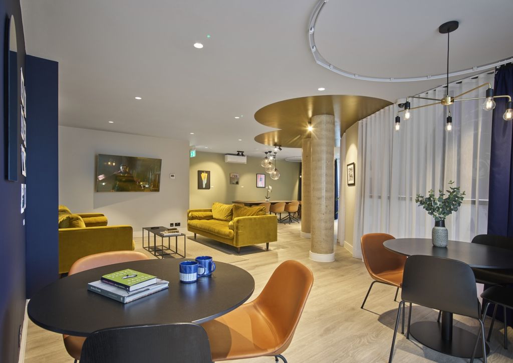 Property photo 1 of 8 2201521-41