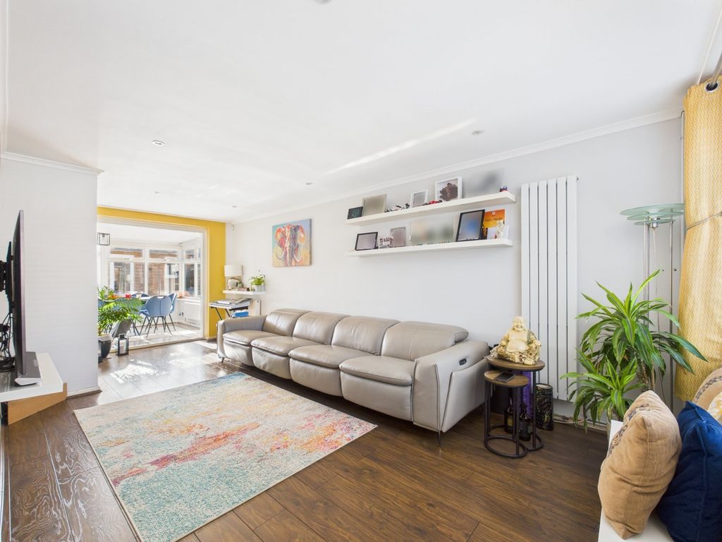 Property photo 2 of 15 Picture No. 20