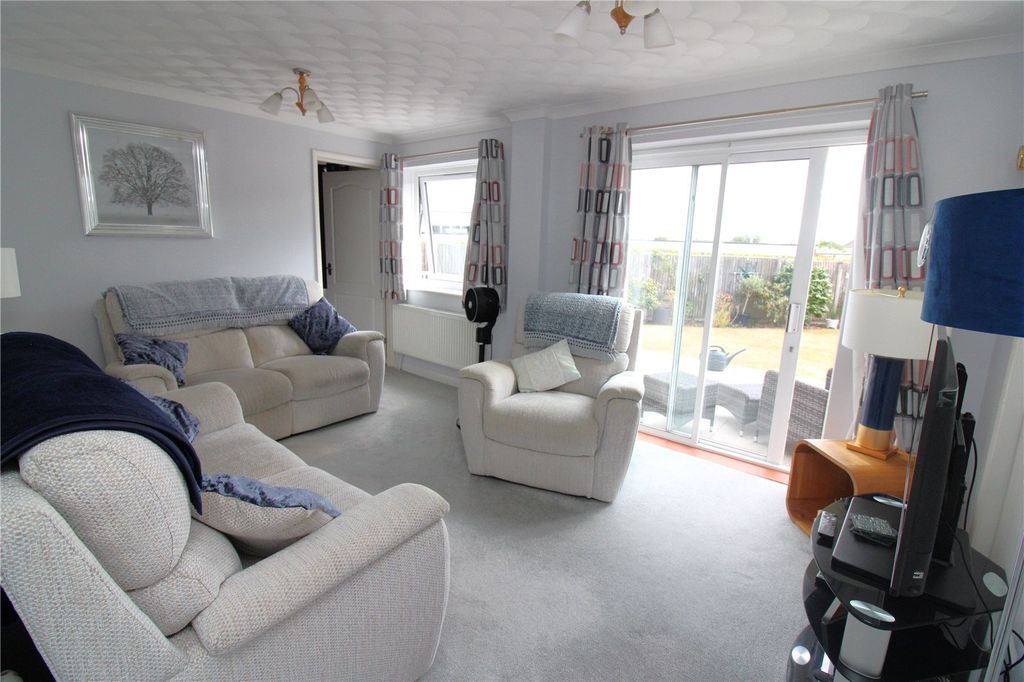 Property photo 3 of 27 Picture No. 09