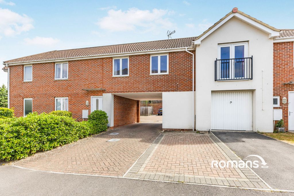 Property photo 1 of 10 Photo