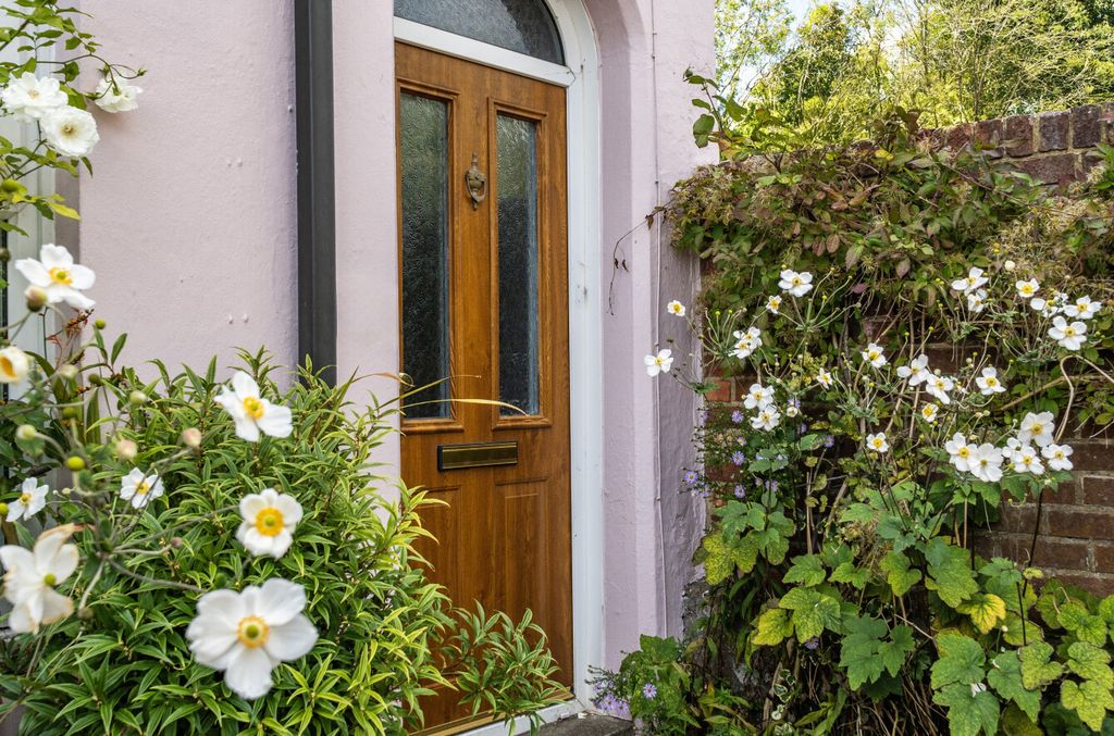 Property photo 2 of 15 1358848-3-68d1431...