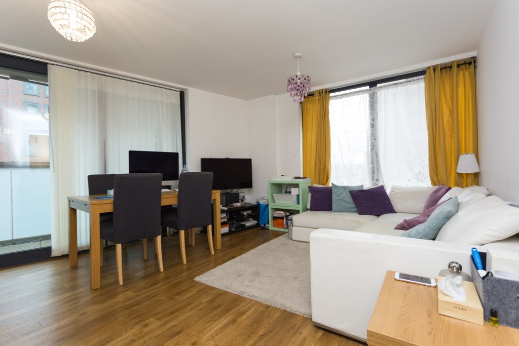 Property photo 2 of 11 Photo 7