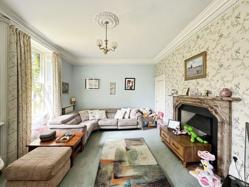 Property photo 3 of 14 4256745