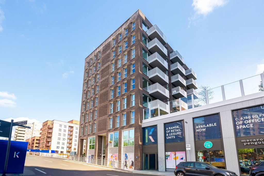 Property photo 3 of 18