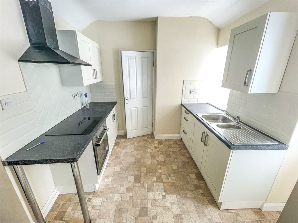 Property photo 3 of 12 Picture No. 03